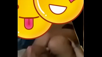Morena nalgona