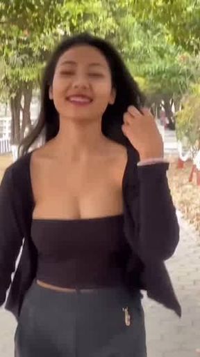 Hot Nepali Model Fucking By Her BF After that leaked online