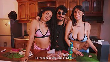 Is amazing how this 2 girls cummed fucking and using this toys! - The Bad Peach Review