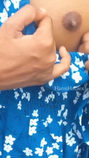 Must-see moment from &quot;Sri Lankan Hot Outdoor Sex - Teen Couple - Risky&quot;