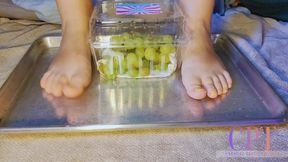 Cotton Candy Grapes ࣪˖ ִֶָ🍇་༘🟣