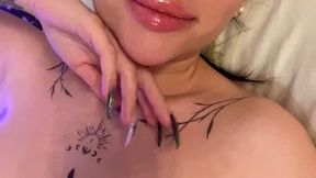 Lyala Moon Private Show