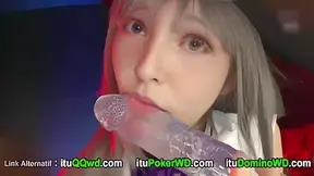 Cewek Cosplay Lagi Masturbasi 10