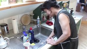 German Granny rides dick like a pro and gets facialized