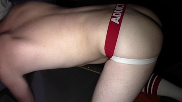 2085 Salope se fait baisée en jockstrpa par hétéro cagouolécette salope ...