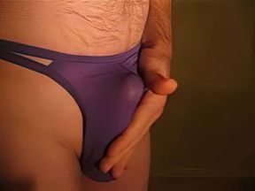 masturbation sur string mauve