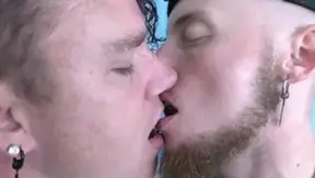 ManPuppy.com: Very hot Leo kissing each other