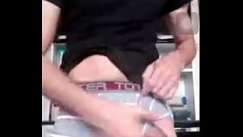 Pauzudo 22cm gozando