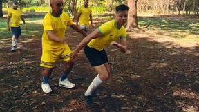 jogo do brasil com varios dotados safados e roludao acabou o final na mata fodendo gostoso
