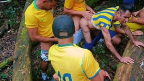 jogo do brasil com varios dotados safados e roludao acabou o final na mata fodendo gostoso