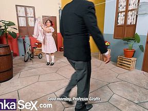 Chibolo +18 breaks the anus of the Putis in the vicinity.