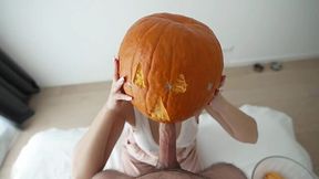 Lustful guy turned a traditional Halloween pumpkin carving into a hot fuck with his stepsis
