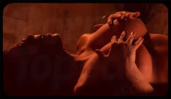 Summer of Love: Poolside Surprise Fast streaming