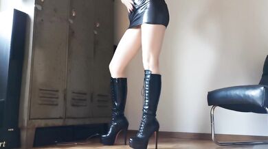 Soft domination with my big leather high heel boots