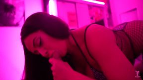 Latina Stripper Gets Picked Up At Broward Gas Station- Kiki Klout 26 Min