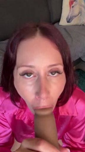 Cheating Boss gets bj from secretary