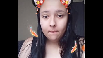 Duda: Ninfetinha batendo siririca na live