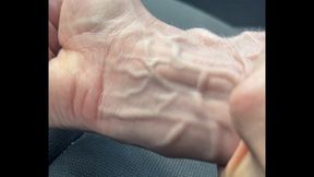Popping & Swelling Hand Veins Post-Gym (mp4)
