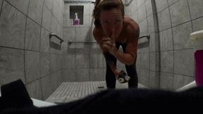 Sly Shower at the Gym - WMV