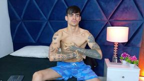 Aron Muller Private Show