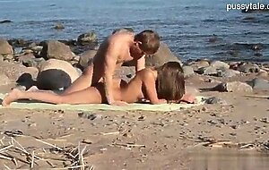 Big boobs model deepthroat