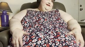 Candy Godiva Belly Play 2023