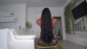 I comb my long hair with bb