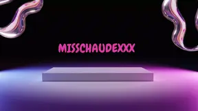 Misschaudexxx walks in with a buttplug and gets a creampie