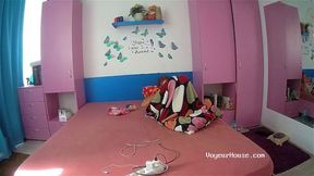 Showing and playing my beautiful pussy in video chat with BF