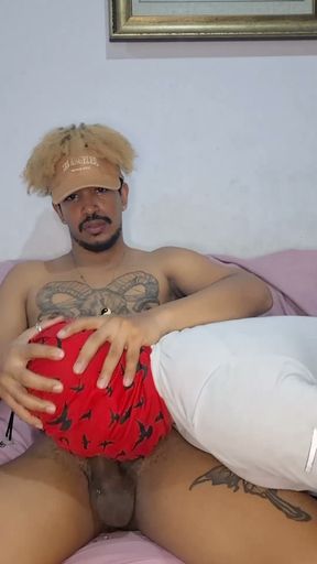 He Came Tired From Work and Swallowed My Cock