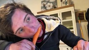 Blowjob with carrot second part