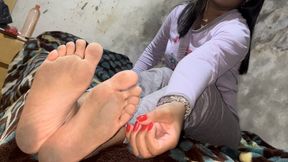 Ebony J - Dirty Feet JOI (Subtitled) mp4