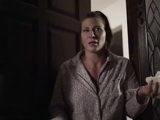 Evelyn Claire is a Homewrecker
