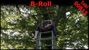 B-Roll: Pee 007 - Both uncut single-cam footages of me peeing in public from deerstand. Exhibitionist Tobi00815