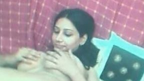 Dirty-minded Desi webcam nympho brags of her feet and tits