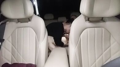Johny84helen gets throat fucked in the car
