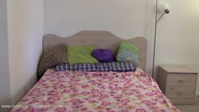 Cleo voyeur masturbation