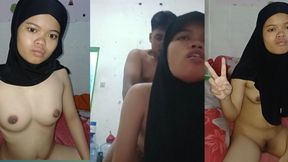 The charm of an Asian 18-year-old hijab girl