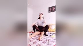 Pretty Chinese TS CD trckes a straight dude