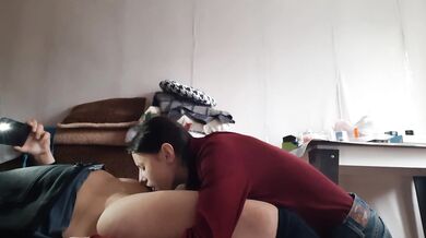 Nymphomaniac milf craves endless orgasms while fingering luscious pussy
