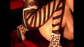 Slave lick my pussy