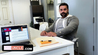 フェラチオ, オナニー, 射精, 手コキ, 生ハメ, オフィス &#8211; 巨根のアマチュアアメリカ人マヌエル・スカイとテディ・トーレスがアナルファック