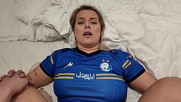 Fucking Big Ass Step Mom While She Is Watching Football
