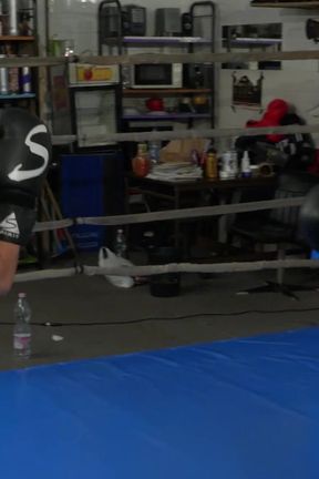 Orsi vs Alyssa - Sexy hot boxing fight on the ring