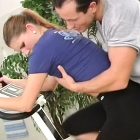 Hot slut in heat takes a big cock from behind in the gym