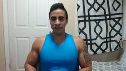 Cute Muscle Hunk Poses and Chats