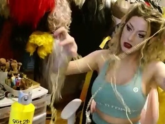 Blonde solo jerking off