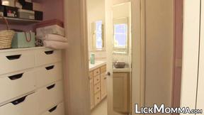 ”Tattoed beauty in a passionate sex with a beautiful momma”