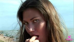 Sun-Soaked Coed Juliette C Fingers Her Hairy Pussy on the Sandy Beach!
