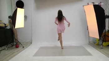 Nicole Smith: Flexible Russian Teen (18+)'s Naked Acrobatic Delight